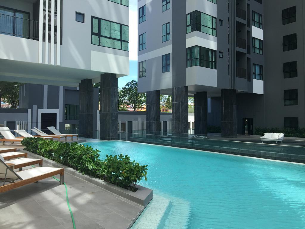 Sea View Rooftop Pool Appartement *